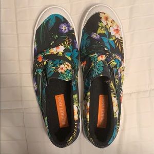 Rocket dog slip on shoes